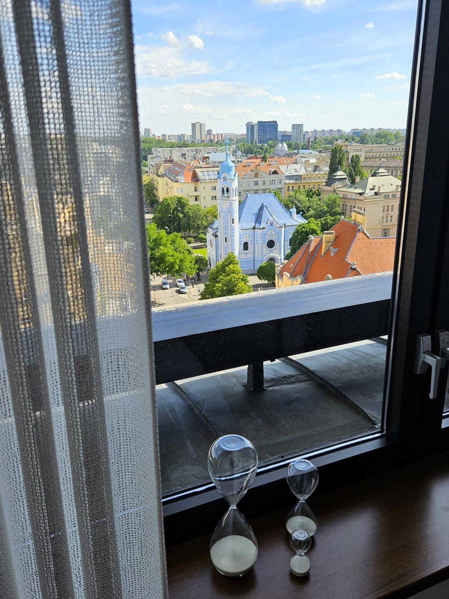 Panorama View Design Apt In Old Town - Free Parking Bratysława Zewnętrze zdjęcie