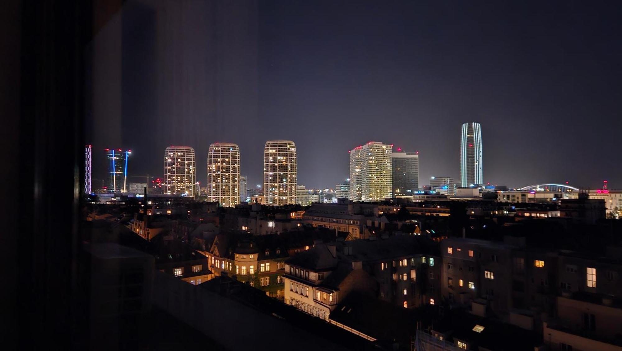 Panorama View Design Apt In Old Town - Free Parking Bratysława Zewnętrze zdjęcie